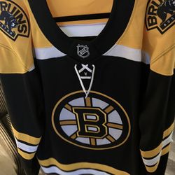 Boston Bruins Jersey  Large