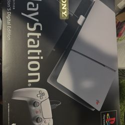 PlayStation 5 30th Anniversary Edition 