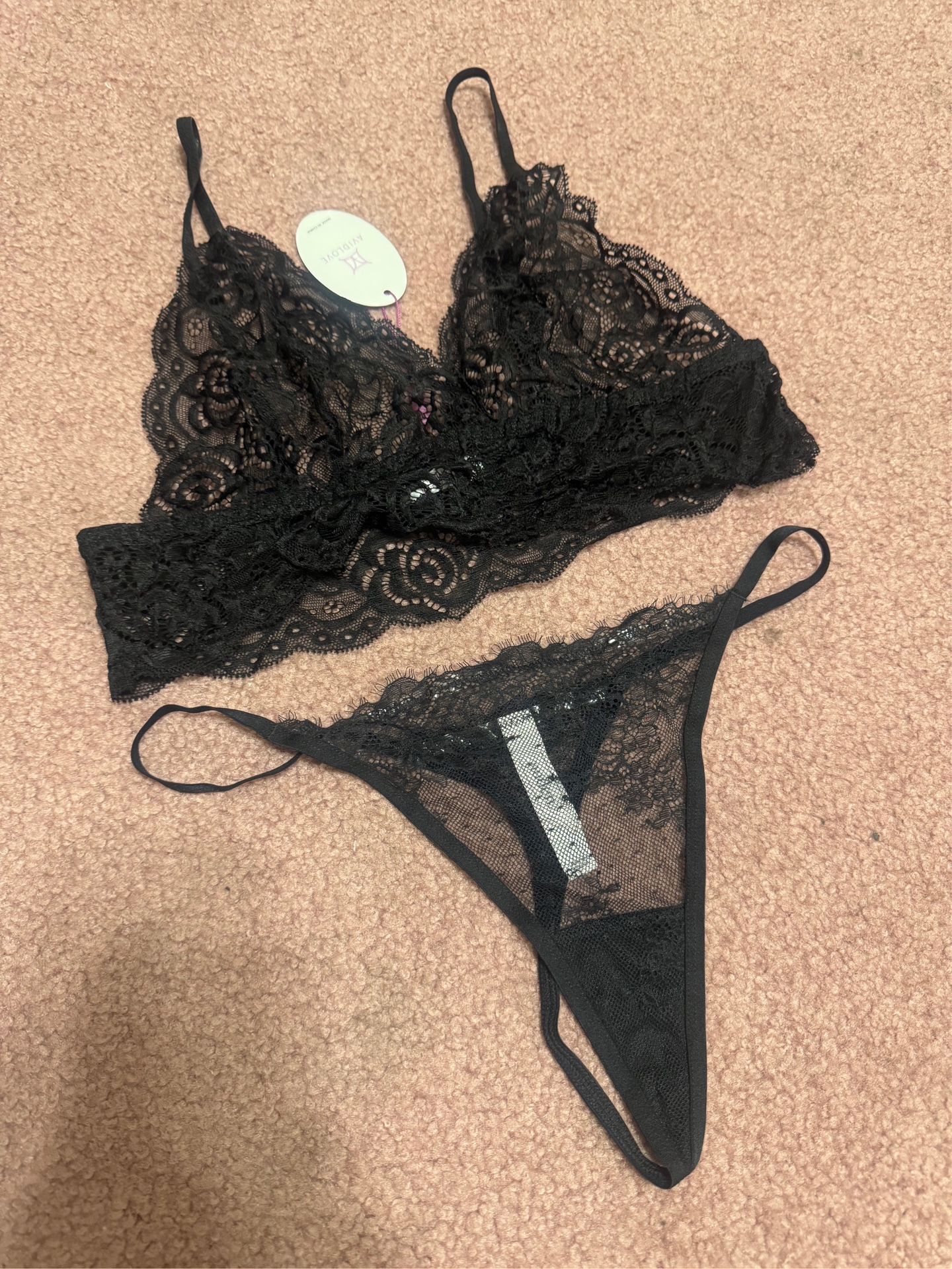 New Large Lace Bra Lingerie Panty Set