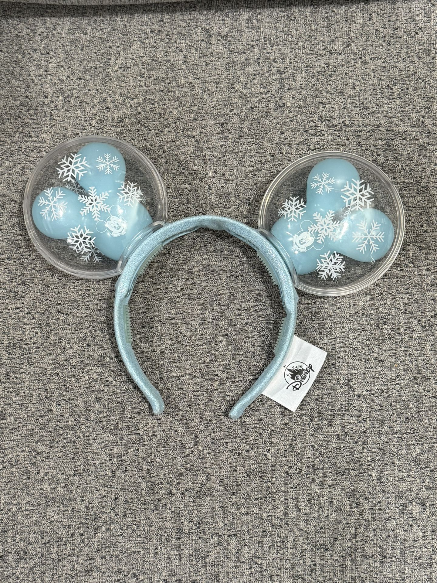 Disney Winter Christmas Snowflake Mickey Ballon Light Up Ears Headband Pre-Owned