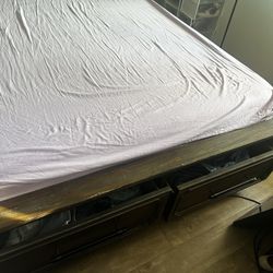 Queen Bed Frame Without Mattress And Slabs 