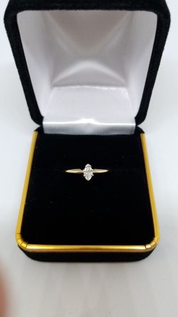 Womens 14k yellow gold diamond solitaire ring