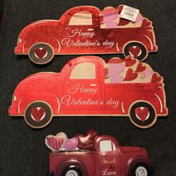 Valentine truck Decor 4 Pieces