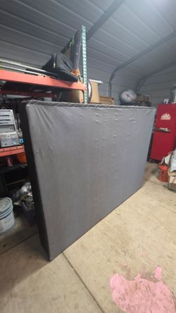 Queen Matress box spring