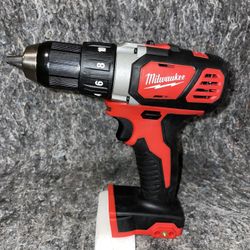 Milwaukee M18 18V Lithium-Ion Cordless 1/2 in. Drill Driver (Tool-Only)
