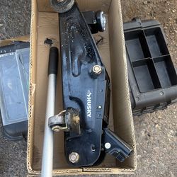2 ton 13” floor jack low profile