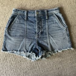 Hollister Super High Rise Mom Shorts Size 26