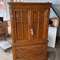 Dresser Cabinet