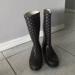 UGG Rain Boots Size 9 