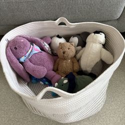 XXL Cotton Rope Basket and Stuffed Animals