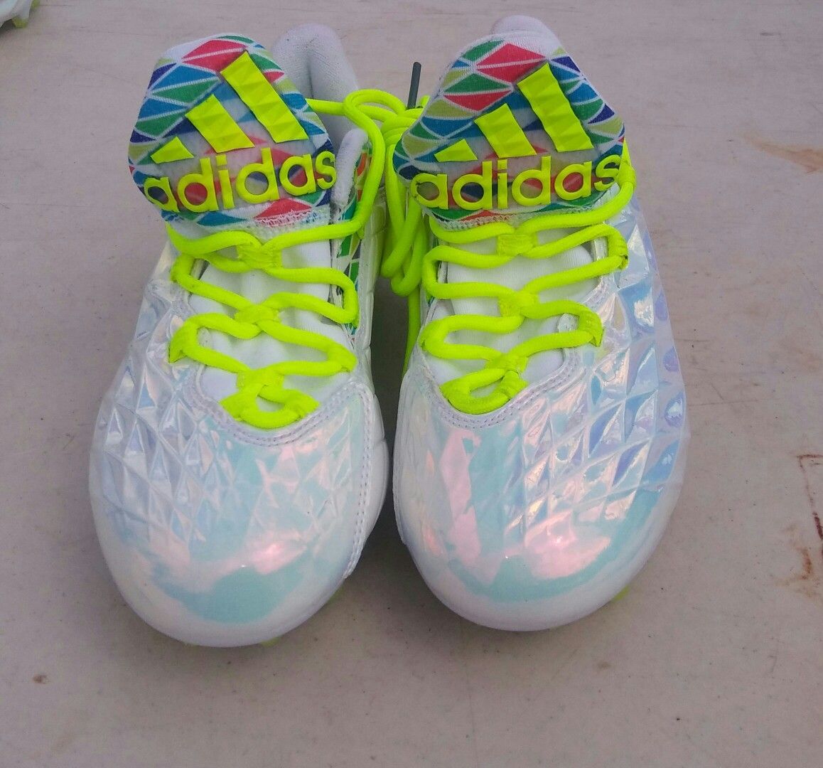ADIDAS SOCCER CLEATS SIZE 6.5 for Sale in Baltimore, MD - OfferUp