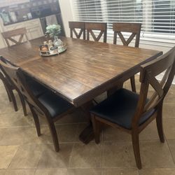 8 Seats Dinning Table