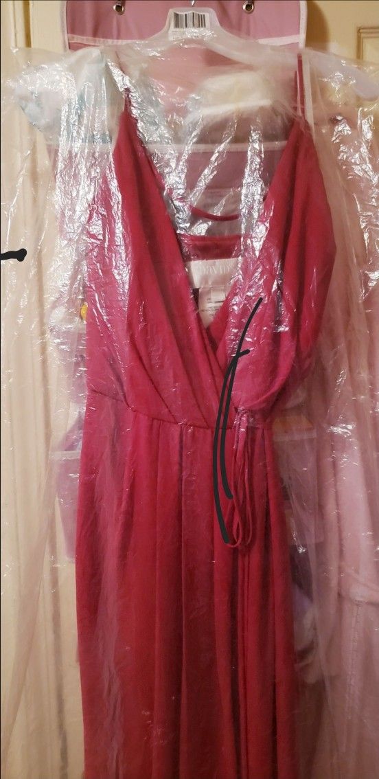 David\'s Bridal DOUBLE-STRAP LONG GEORGETTE BRIDESMAID WRAP DRESS(Size 0)  Brand New is available for purchase on au PAY Market - Imported Goods  Online Store Co.Ltd. | au PAY Market - Online Shopping