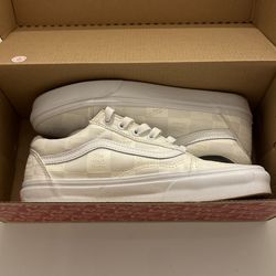 White Vans