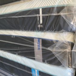 Tempurpedic Luxe Adapt Soft Cal King
