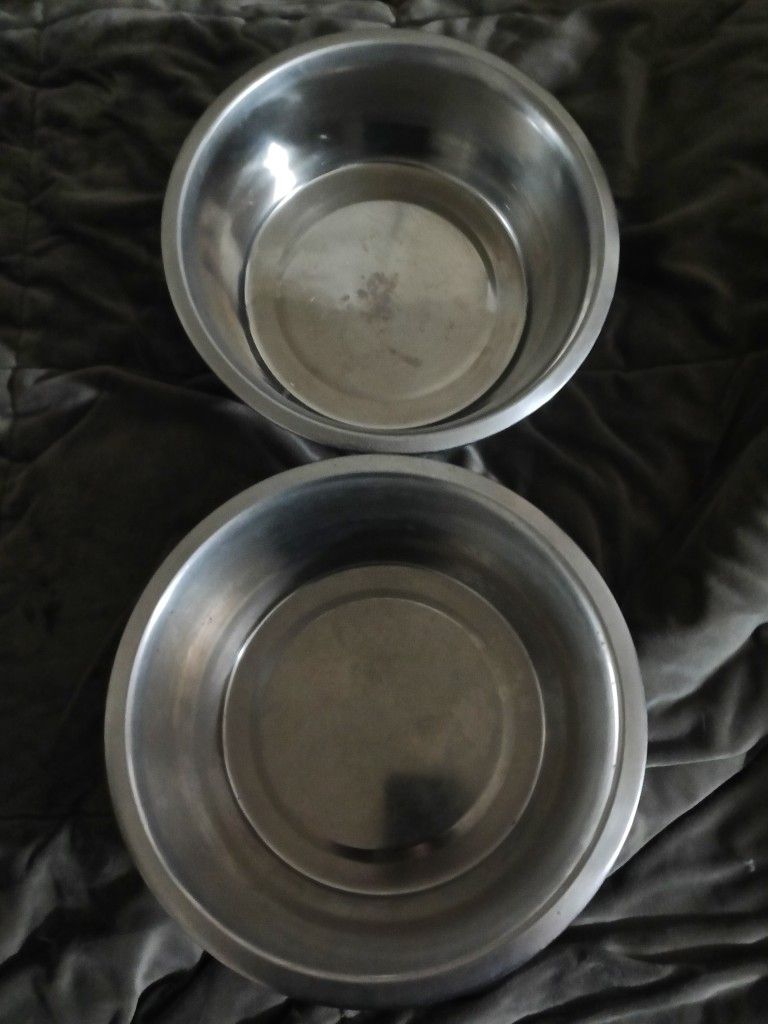 Large Dog Feeding Bowls Set $10.... For Both