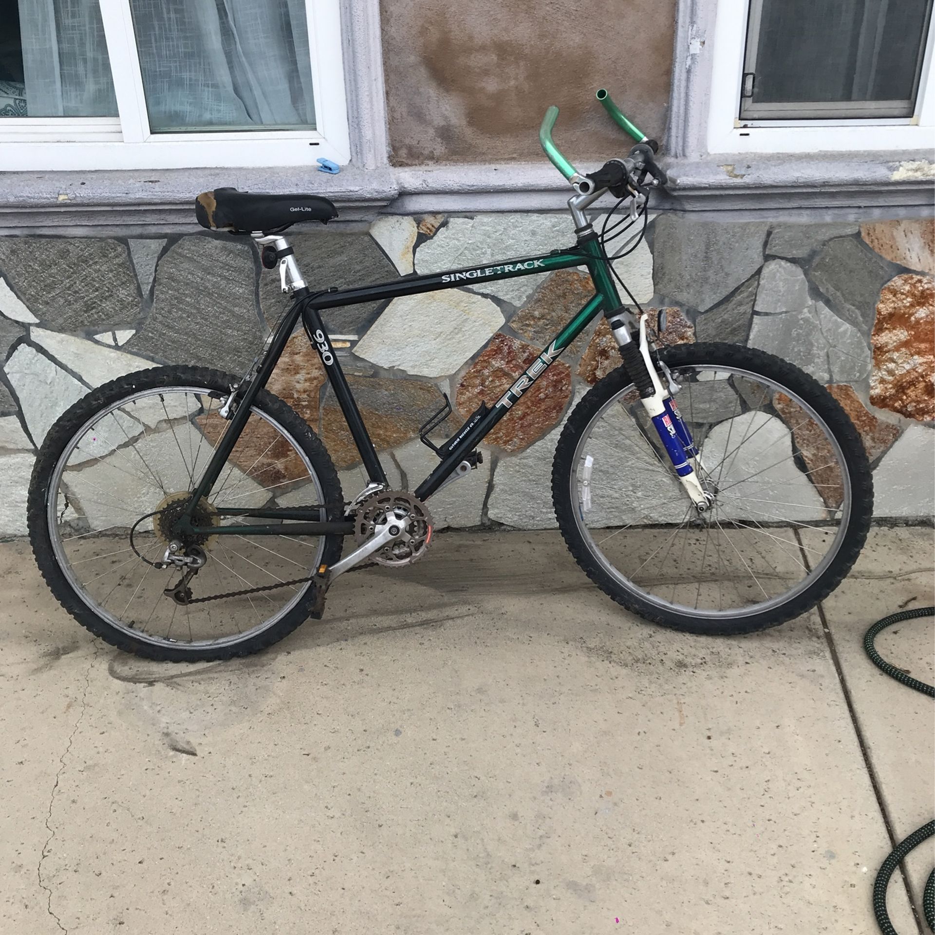 Trek Single track 930 Mountain Bike