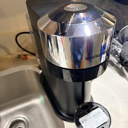 Nespresso Vertuo Next Deluxe Coffee Espresso Machine