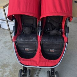 Britax Double Baby Stroller With Adjustable Push Handlebar 