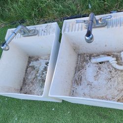 Fiberglass Utility Laundry Sinks Lot of 2 With Faucets 23.5x19.75x15.5"