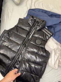 Authentic Canada Goose, Crofton Down Vest Black Label Men’s Size Medium