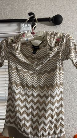 INC International Concepts Chevron Knit Top