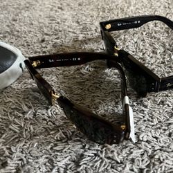 Raybans 