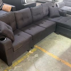 BRAND NEW SECTIONAL COUCH WITH CUP HOLDERS IN ORIGINAL BOX