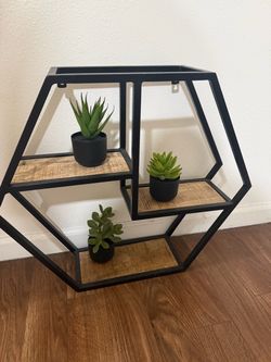 2 Honeycomb Shelves