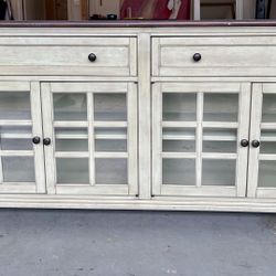 Accent Storage Cabinet 