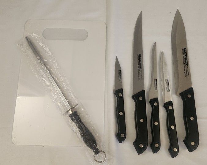 Koch Messer 5 Piece Knife Set with Sharpener and Small Cutting Board, NEW