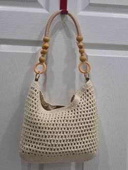 Beatiful Crochet handbag Hobo. Beige .New