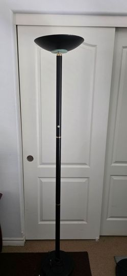Black Floor Lamp