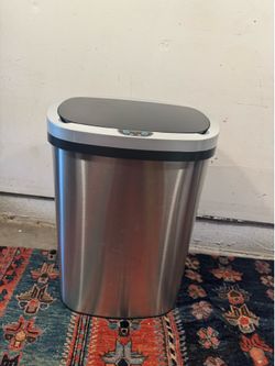 Stainless steel trash can need batteries