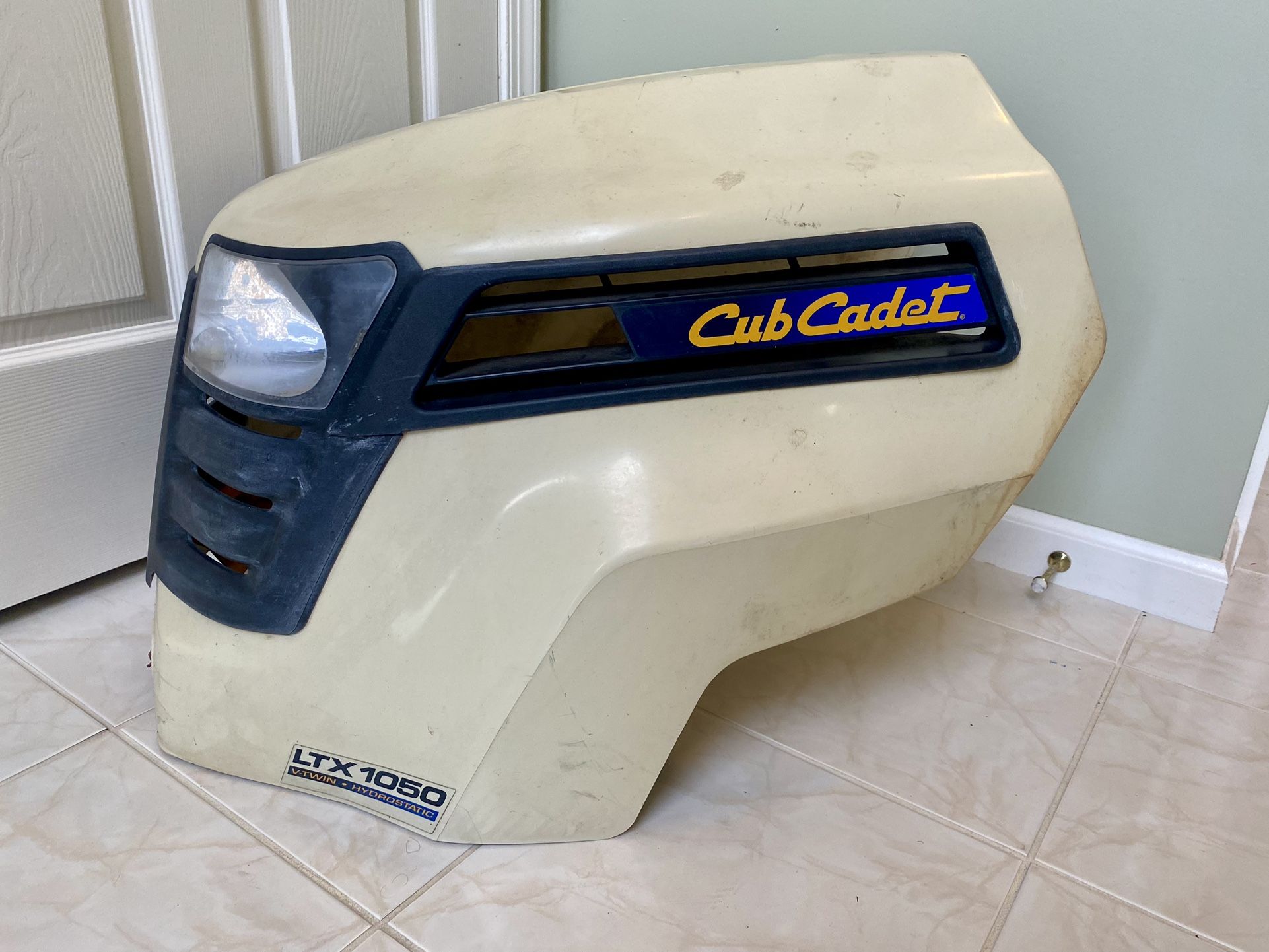 Cub Cadet LTX1050 Hood Engine Cover