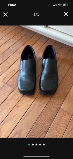 Boy size 6 like new
