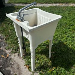 Utility Sink With Faucet