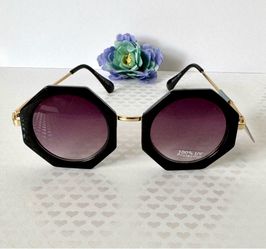 Women’s Sunglasses 😎