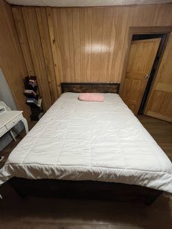 Queen Size Farm Bed/Frame