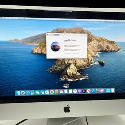 iMac 2012  
21.5”
Intel core i7 
8GB RAM 
1TB SSD 
W/ graphic card 
MINT CONDITION 👌🏽👌🏽