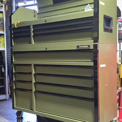 Husky
Heavy Duty 52 in. W 15-Drawer Matte Army Green Rolling Tool Chest Combo