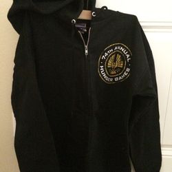 new authentic the hunger games hooded black sweatshirts