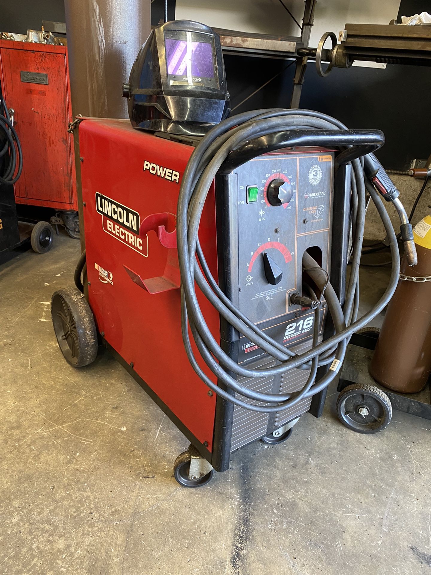 Lincoln Electric 216 Power Mig Welding Machine