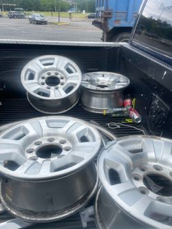 Chevrolet 2500hd rims