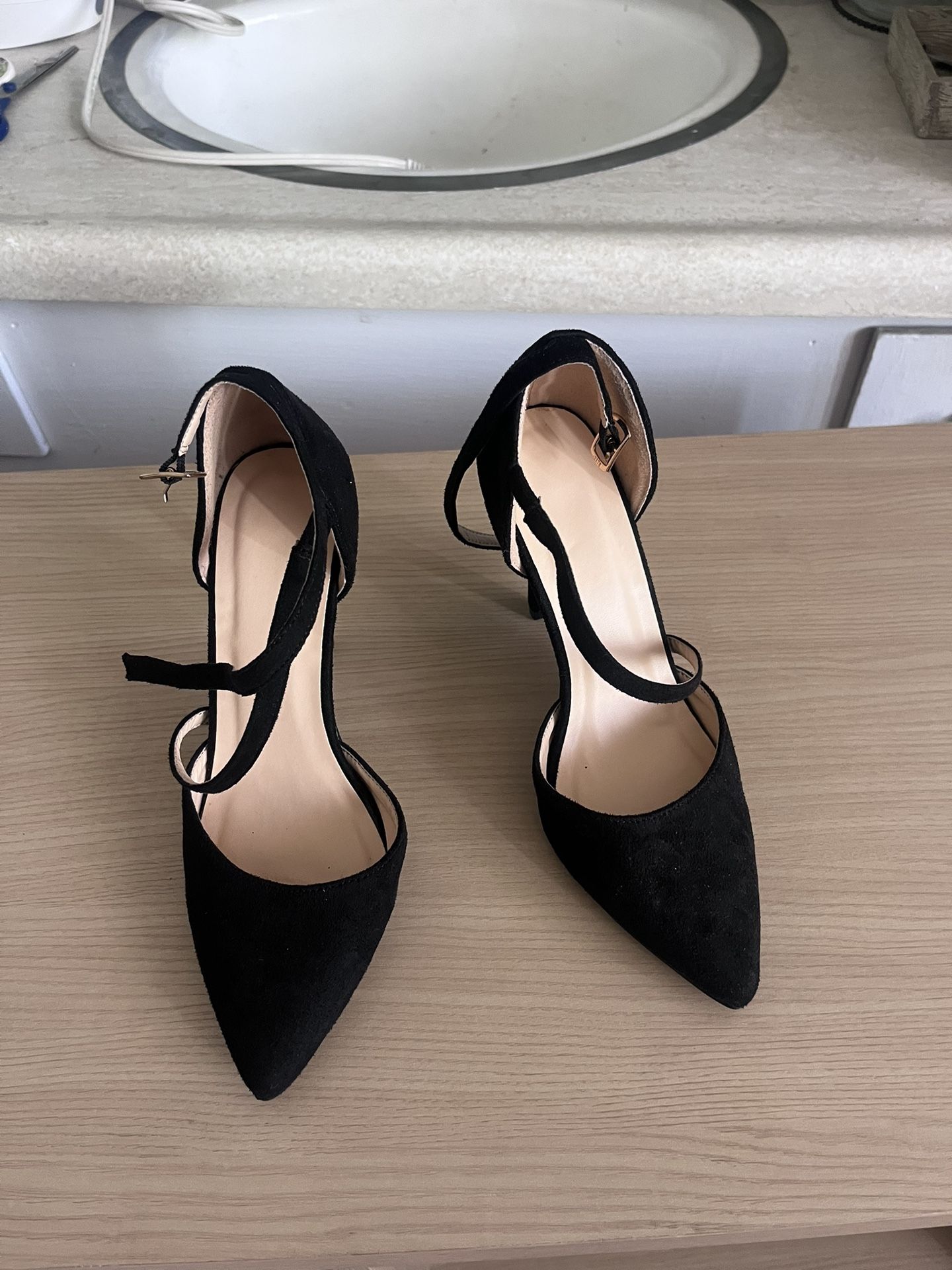 Black Suede Strappy Heels – Women’s Size 5