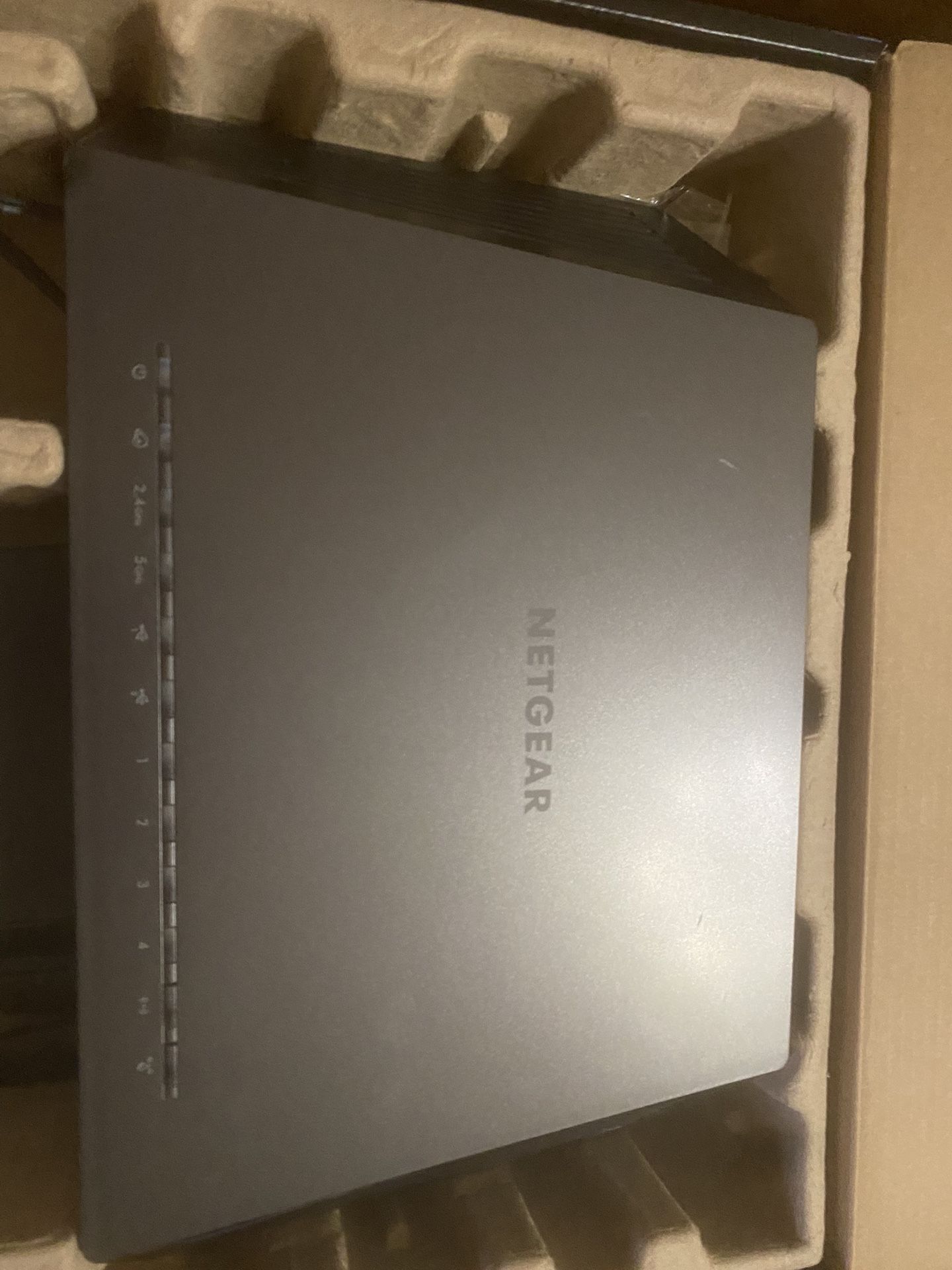 Nighthawk AC1900 Smart Wifi Router