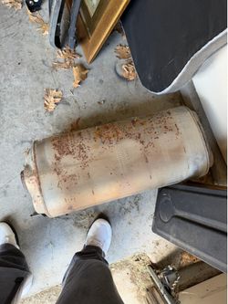2011 Toyota Tundra oem muffler