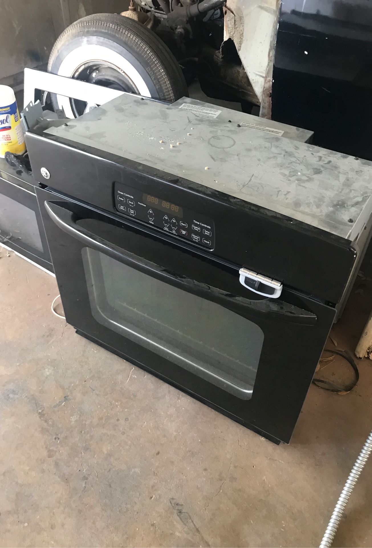 Wall oven