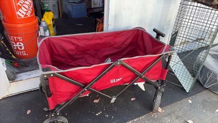 Rolling cart