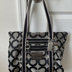 PRELOVED Coach Poppy Bag